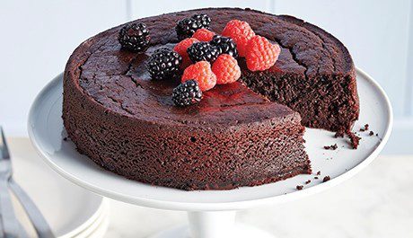 Flourless chocolate quinoa cake