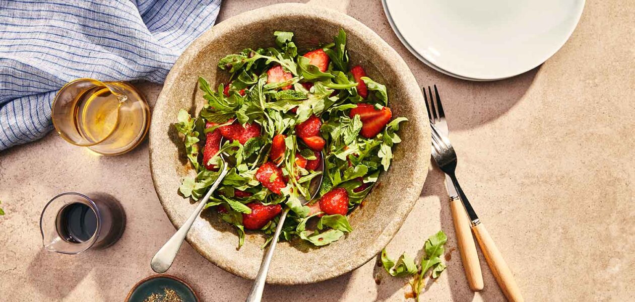 Strawberry & Arugula Salad with Balsamic Vinaigrette