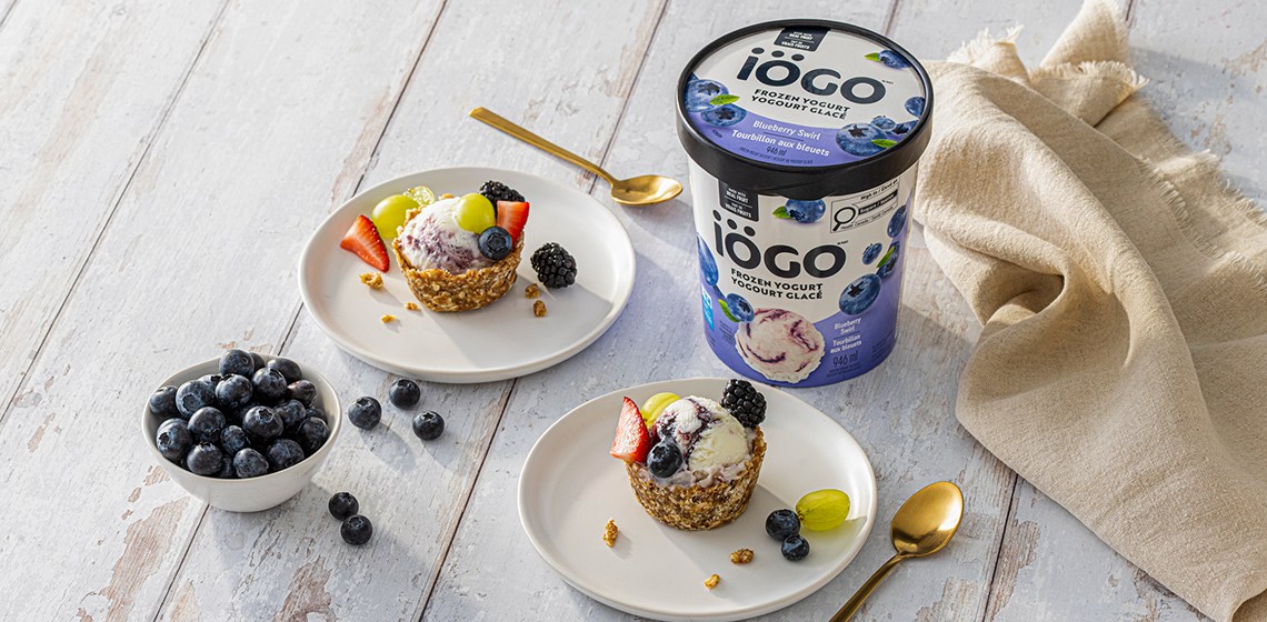Mini Granola Frozen Yogurt Tarts